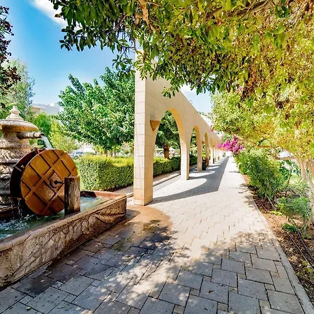 Holiday Apartments In Cyprus *
